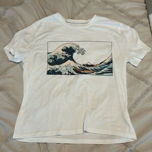 White tee